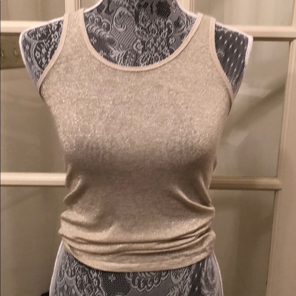 American Eagle Outfitters Tops - American Eagle Gold Fleck tank top
